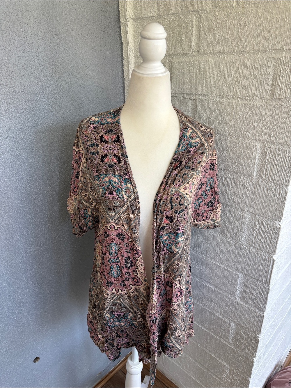 O'Neill Boho Paisley Cut Out Short Sleeve Kimono sz XS